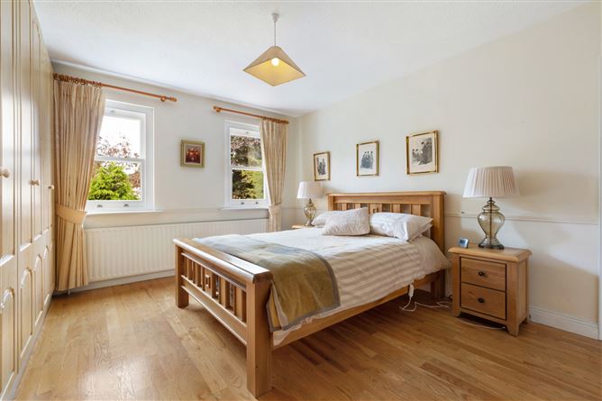 13 Castleknock Woods, Castleknock, Dublin 15