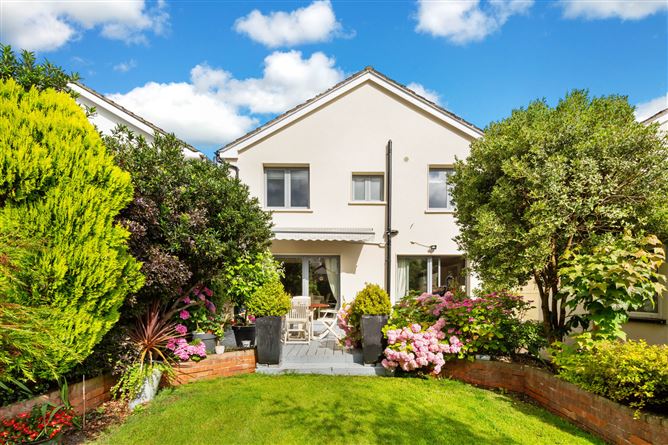 13 Castleknock Woods, Castleknock, Dublin 15