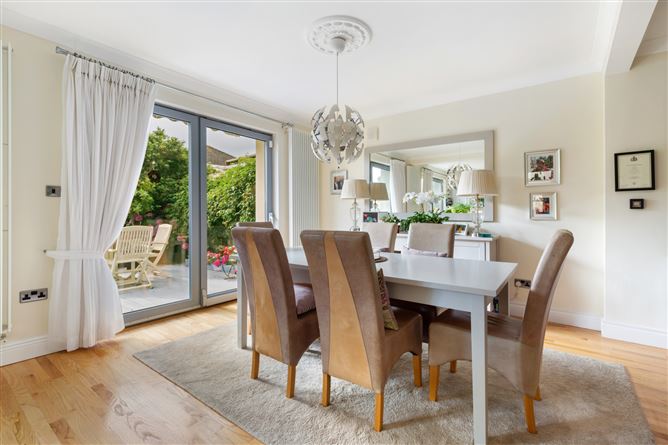 13 Castleknock Woods, Castleknock, Dublin 15