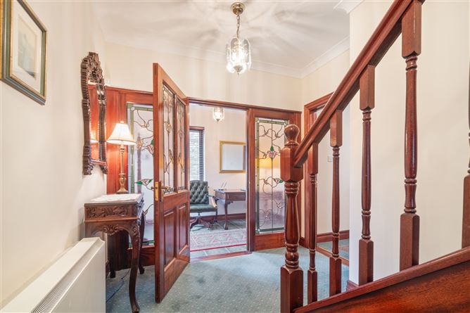 6 Renville Village, Oranmore, Galway