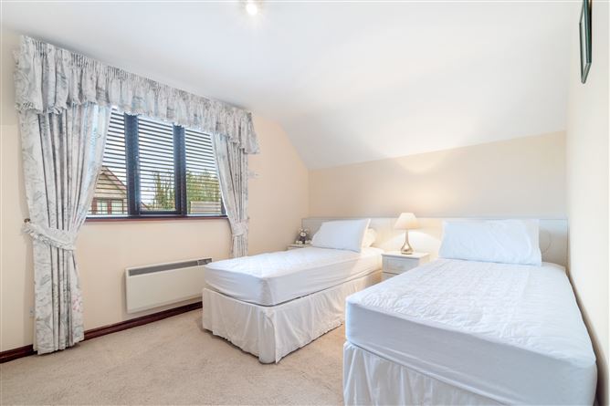 6 Renville Village, Oranmore, Galway