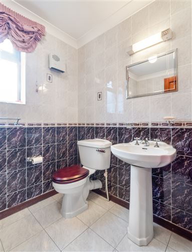 6 Renville Village, Oranmore, Galway