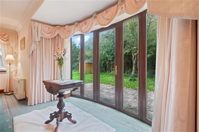 6 Renville Village, Oranmore, Galway