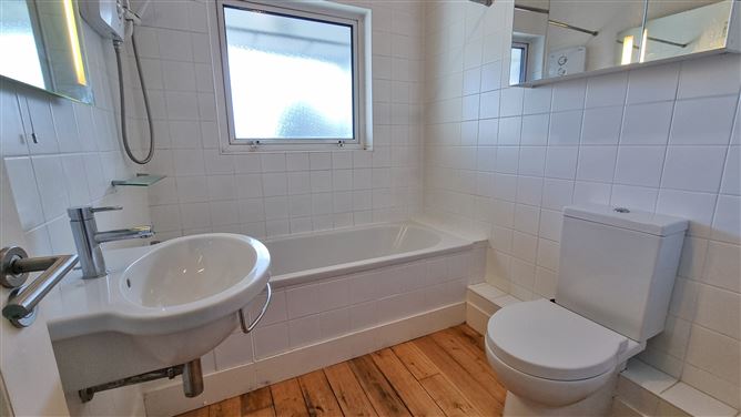 Apartment 44, Ashurst, Mount Merrion Avenue, Blackrock, Co. Dublin