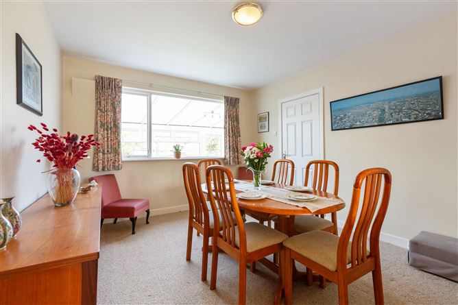 24 Balally Hill, Dundrum, Dublin 16