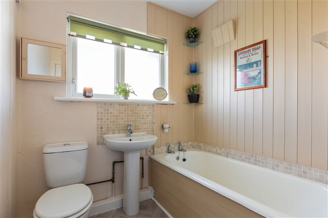 Photo 12 of 12 — 24 Balally Hill, Dundrum, Dublin 16
