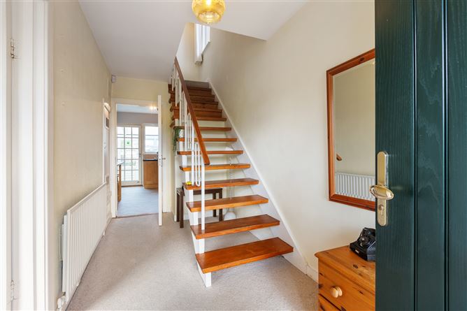 24 Balally Hill, Dundrum, Dublin 16