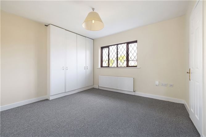 18 Foxrock Green, Foxrock, Dublin 18