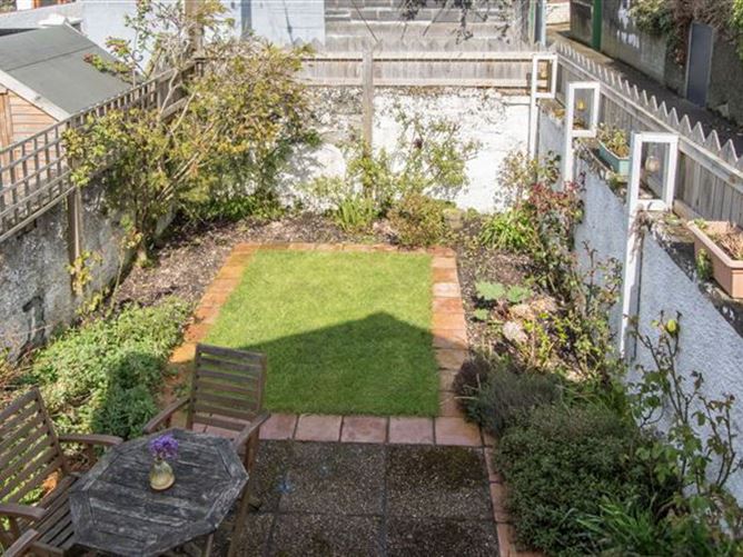 32 Oaklands Terrace, Rathgar, Dublin 6, Dublin