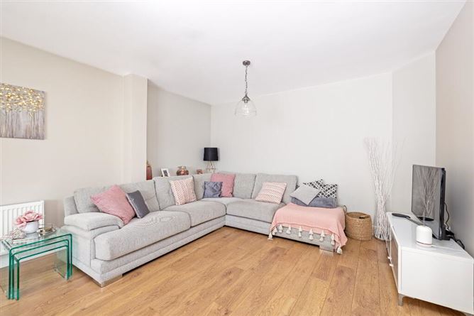 14 Fforster Terrace, Lucan, Dublin