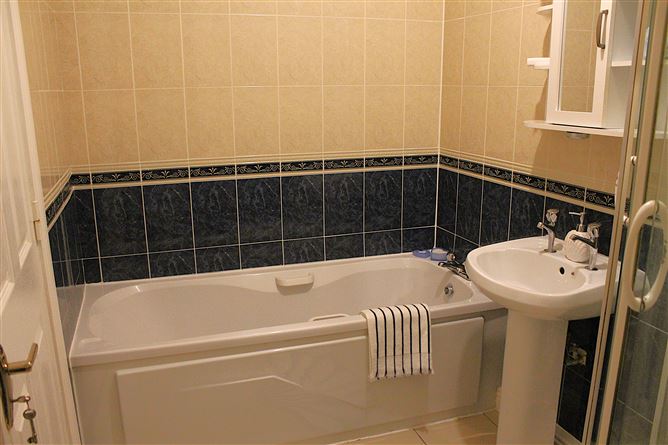 16 Bellgree Hall , Tyrrelstown, Dublin 15