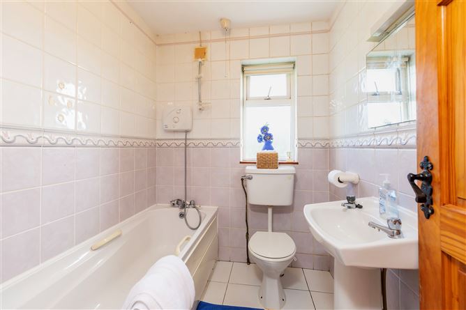 No. 5 Ballyknockan, Rosslare Harbour, Rosslare, Wexford