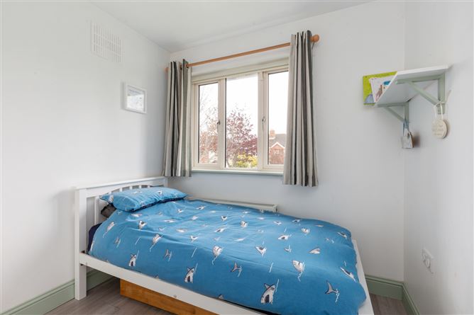 7 Hermitage Place, Lucan, Co. Dublin