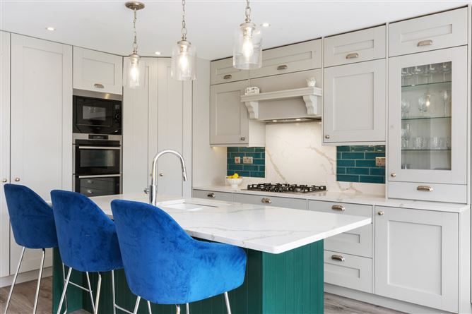 7 Hermitage Place, Lucan, Co. Dublin