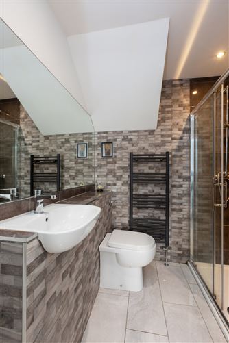 7 Hermitage Place, Lucan, Co. Dublin