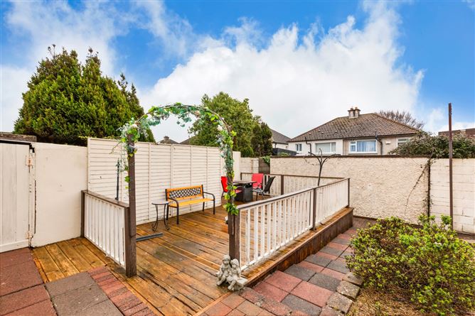 27 Riverside Crescent, Clonshaugh, Dublin 17