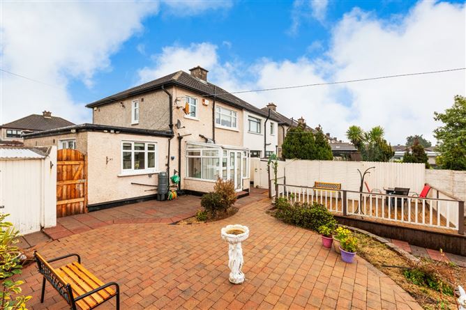 27 Riverside Crescent, Clonshaugh, Dublin 17