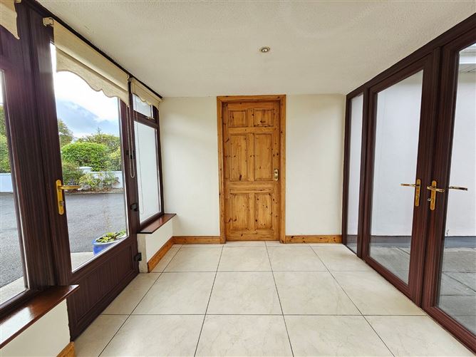 Hazelgrove, Roslevan, Ennis, Co. Clare