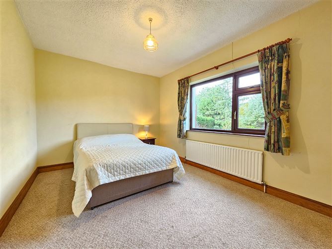 Hazelgrove, Roslevan, Ennis, Co. Clare