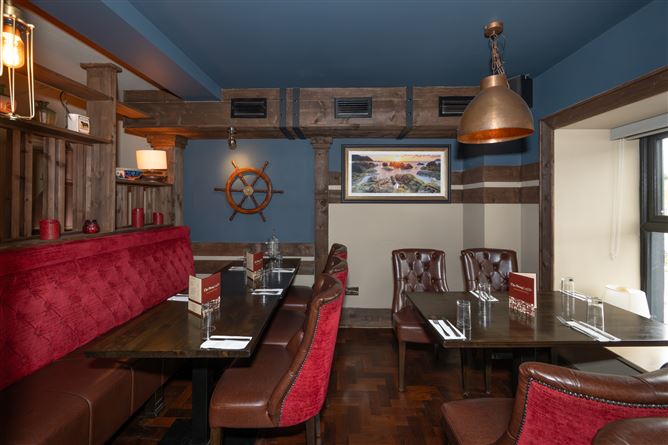The Snug Wolfe Tone Square, Bantry, Cork