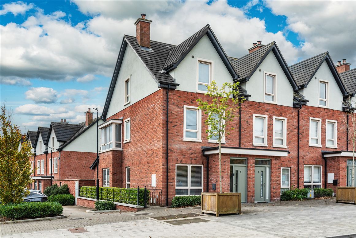 6 Leinster Sqaure, Kildare Town, Kildare