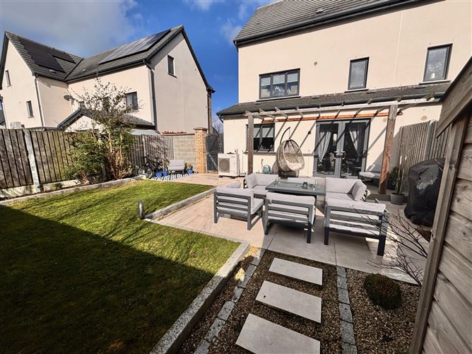 8 The Green, Bellingsmore, Hollystown, Dublin 15