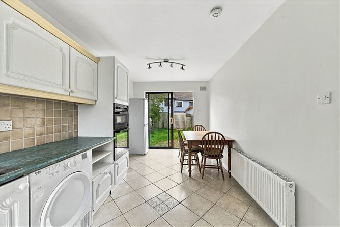 27 Beachside Avenue, Riverchapel, Gorey, County Wexford