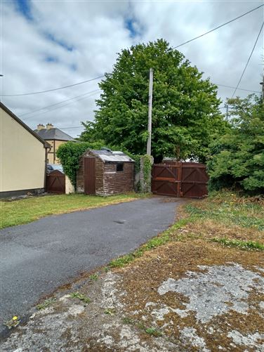 Main Street Ballylinan, Athy, Kildare