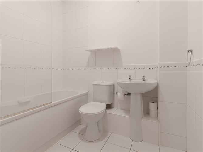 63 Slade Castle Avenue, Saggart, Dublin