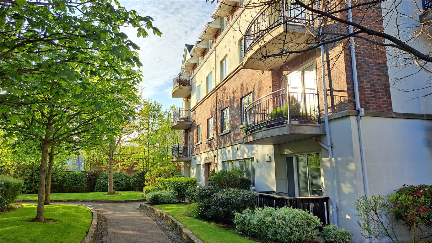 Apartment 122 Hampton Square, Navan Road, Dublin Auctioneera