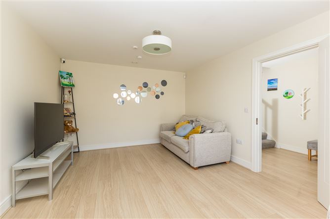 15 Diswellstown View, Castleknock, Dublin 15