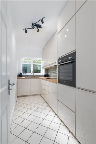 4 Shrewsbury Lodge, Johnstown Road, Dun Laoghaire, County Dublin