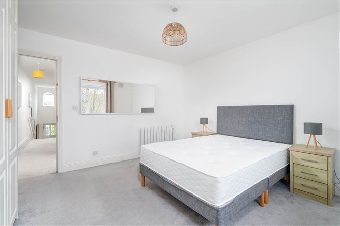 4 Shrewsbury Lodge, Johnstown Road, Dun Laoghaire, County Dublin