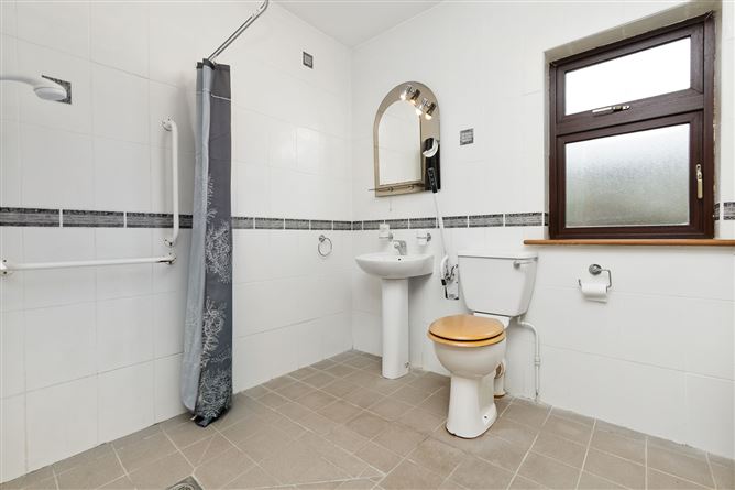 24 Oakfield Park, Sligo, Sligo