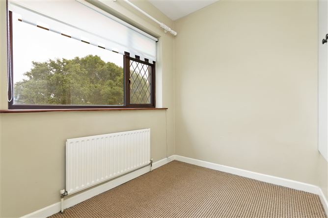 24 Oakfield Park, Sligo, Sligo