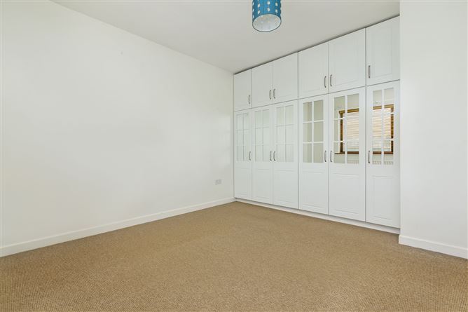 24 Oakfield Park, Sligo, Sligo