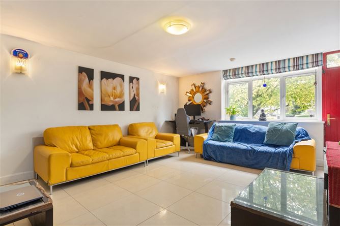 8 & 8A Fairfield Court, Sandymount, Dublin 4