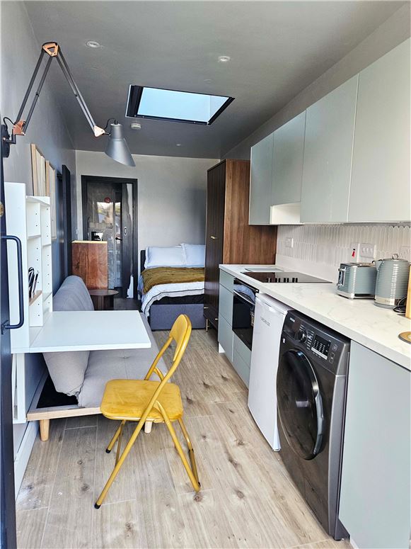 11 Hazelbrook Drive, Terenure, Dublin 6W, D6W C861