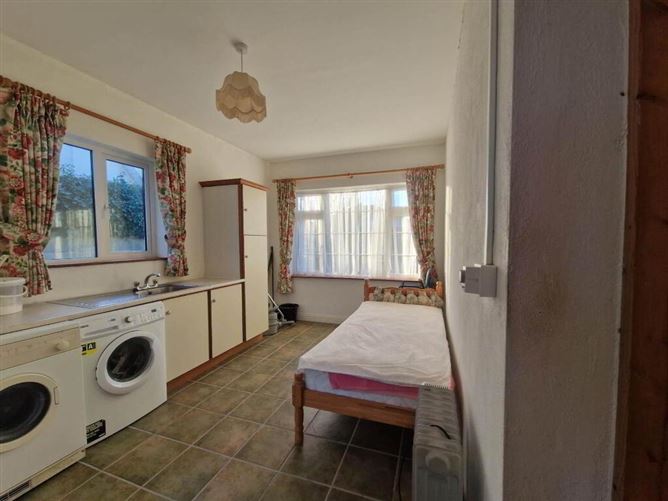 6 Ciamaltha Meadows, Nenagh, Tipperary