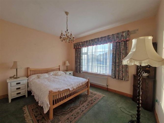 6 Ciamaltha Meadows, Nenagh, Tipperary