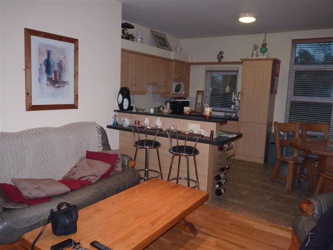 Apartment 28 Inver Gael, Carrick-on-shannon, County Roscommon
