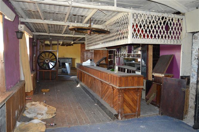 O'Farrell's Bar, Shanballymore, Mallow, Co. Cork