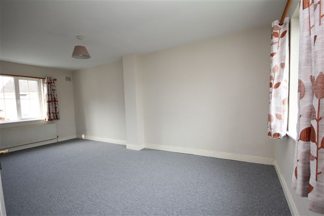 2A Lake Edge, Kilminchy, Portlaoise, Laois
