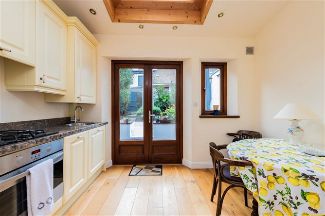 51 CARLINGFORD ROAD, Drumcondra, Dublin 9