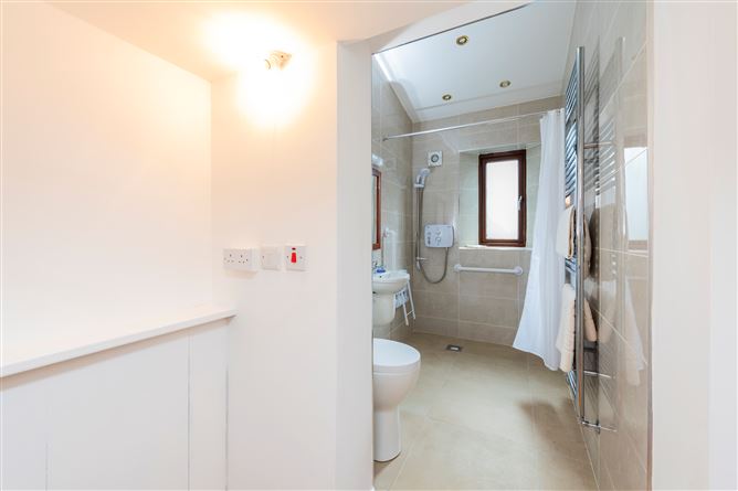 51 CARLINGFORD ROAD, Drumcondra, Dublin 9