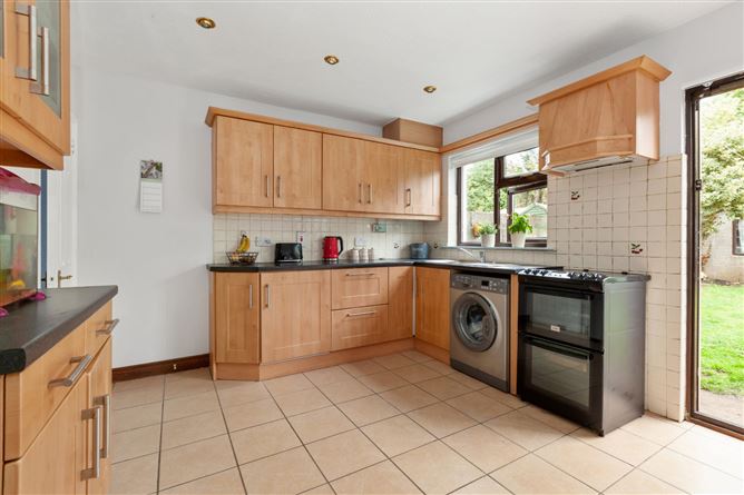 27 Glasnevin Downs, Glasnevin, Dublin 11