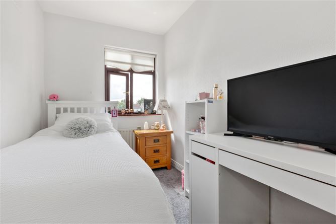 27 Glasnevin Downs, Glasnevin, Dublin 11