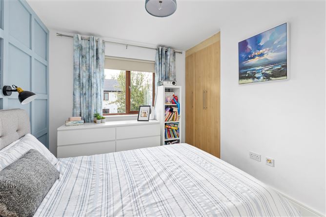 10 Castlegate Crescent, Adamstown, Lucan, Co. Dublin