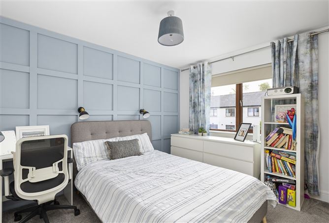 10 Castlegate Crescent, Adamstown, Lucan, Co. Dublin