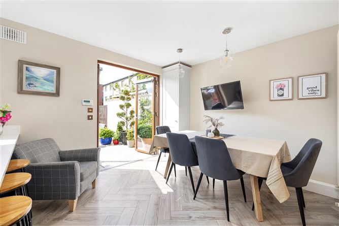 10 Castlegate Crescent, Adamstown, Lucan, Co. Dublin